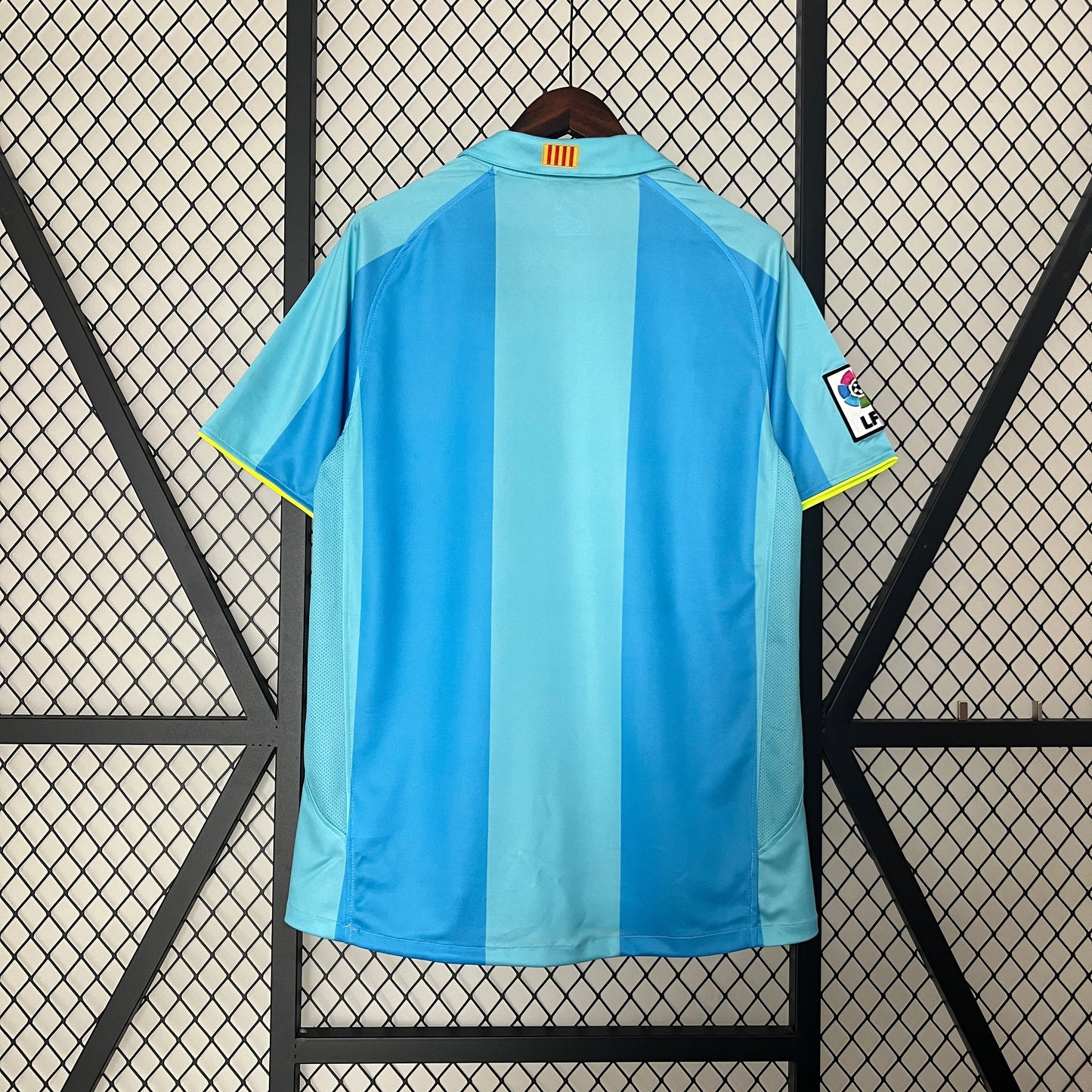 Barcelona Retro 07/08 Away (Fan)