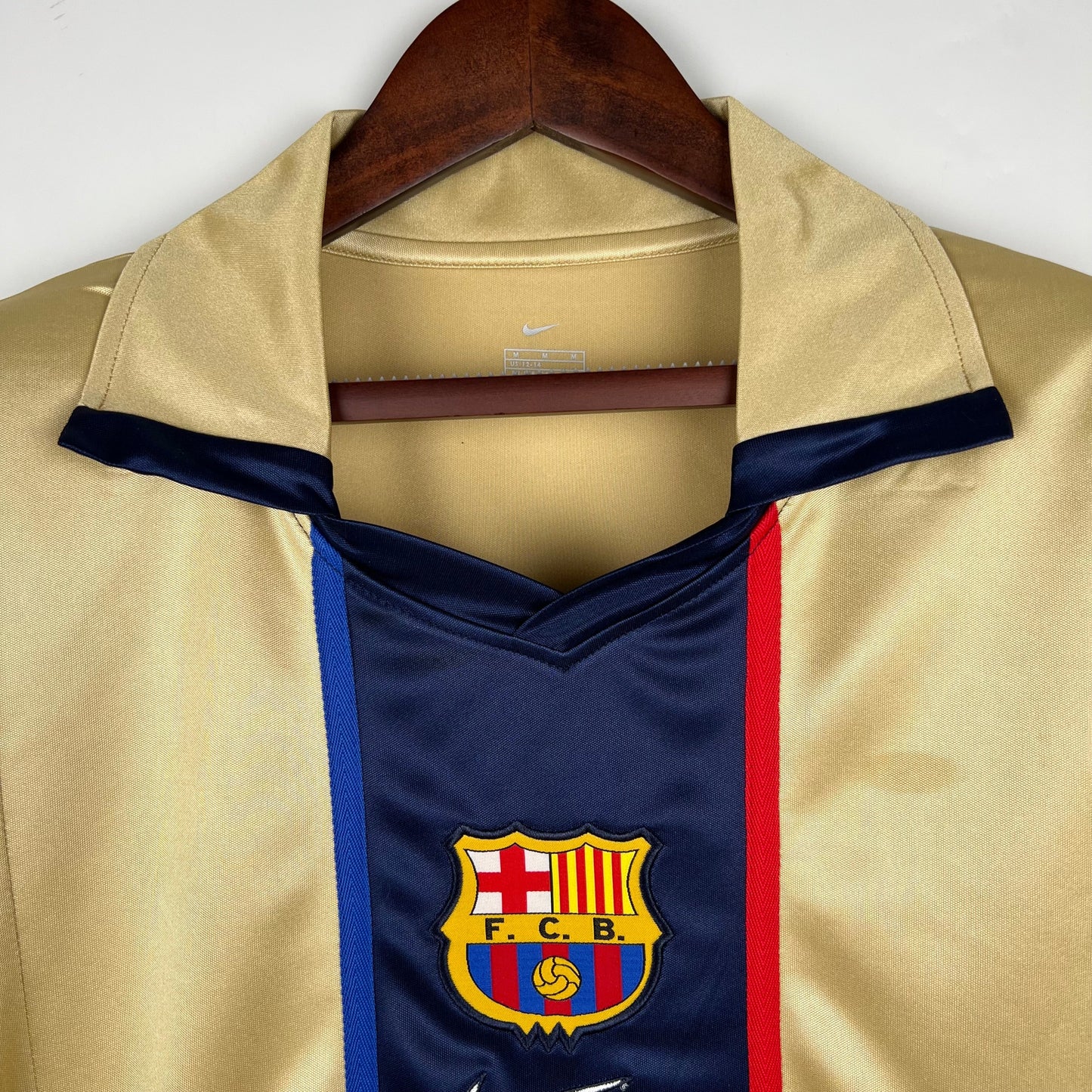 Barcelona Retro 2002 Away (Fan)