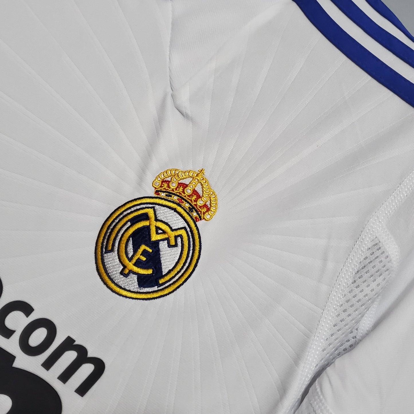 Real Madrid Retro 10/11 Home (Fan)
