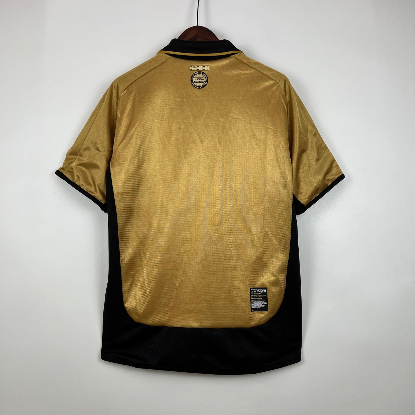 Manchester United Retro 01/02 100th anniversary edition (Fan)