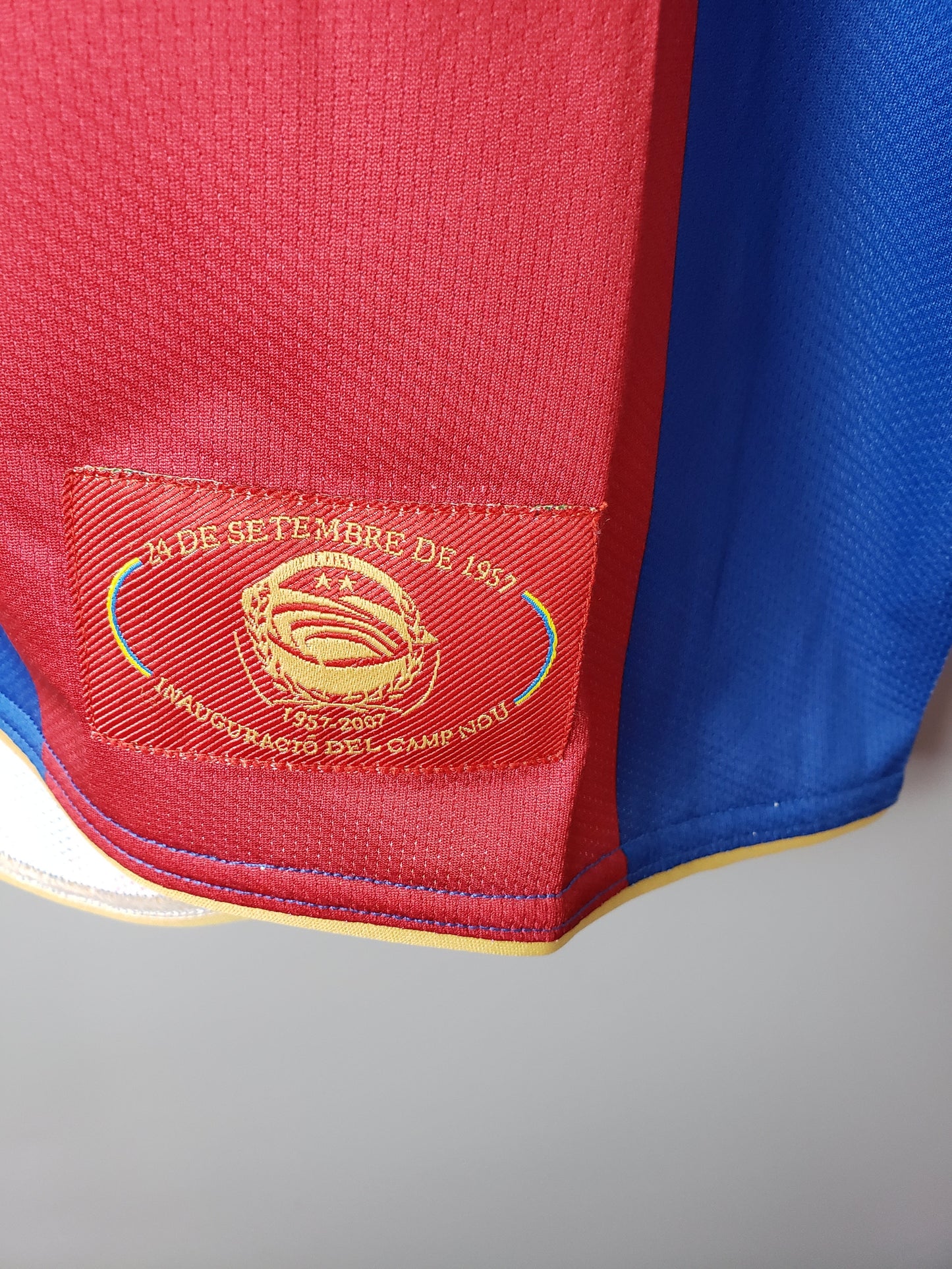Barcelona Retro 07/08 Home (Fan)
