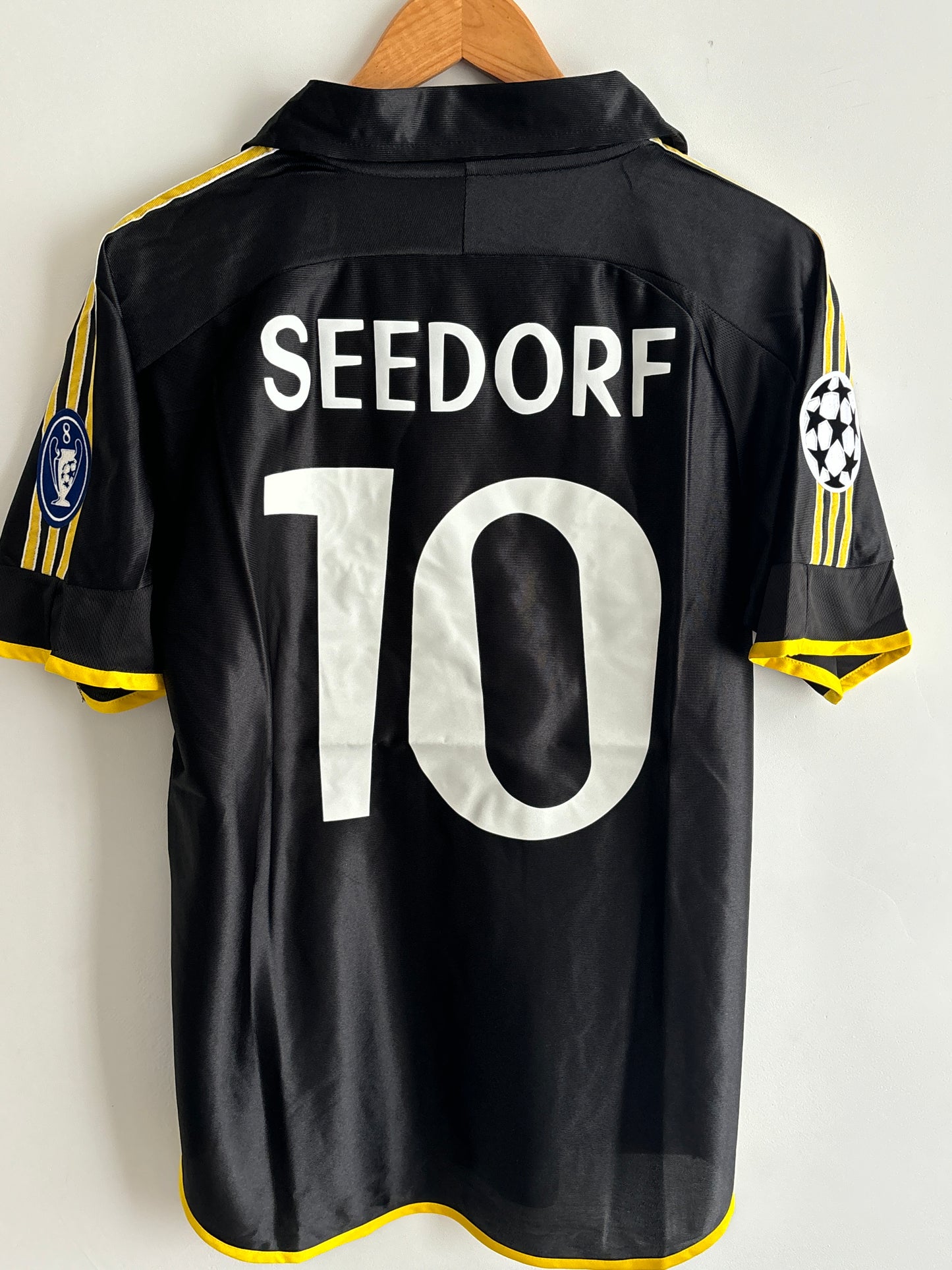 Real Madrid 00/01 Home Shirt