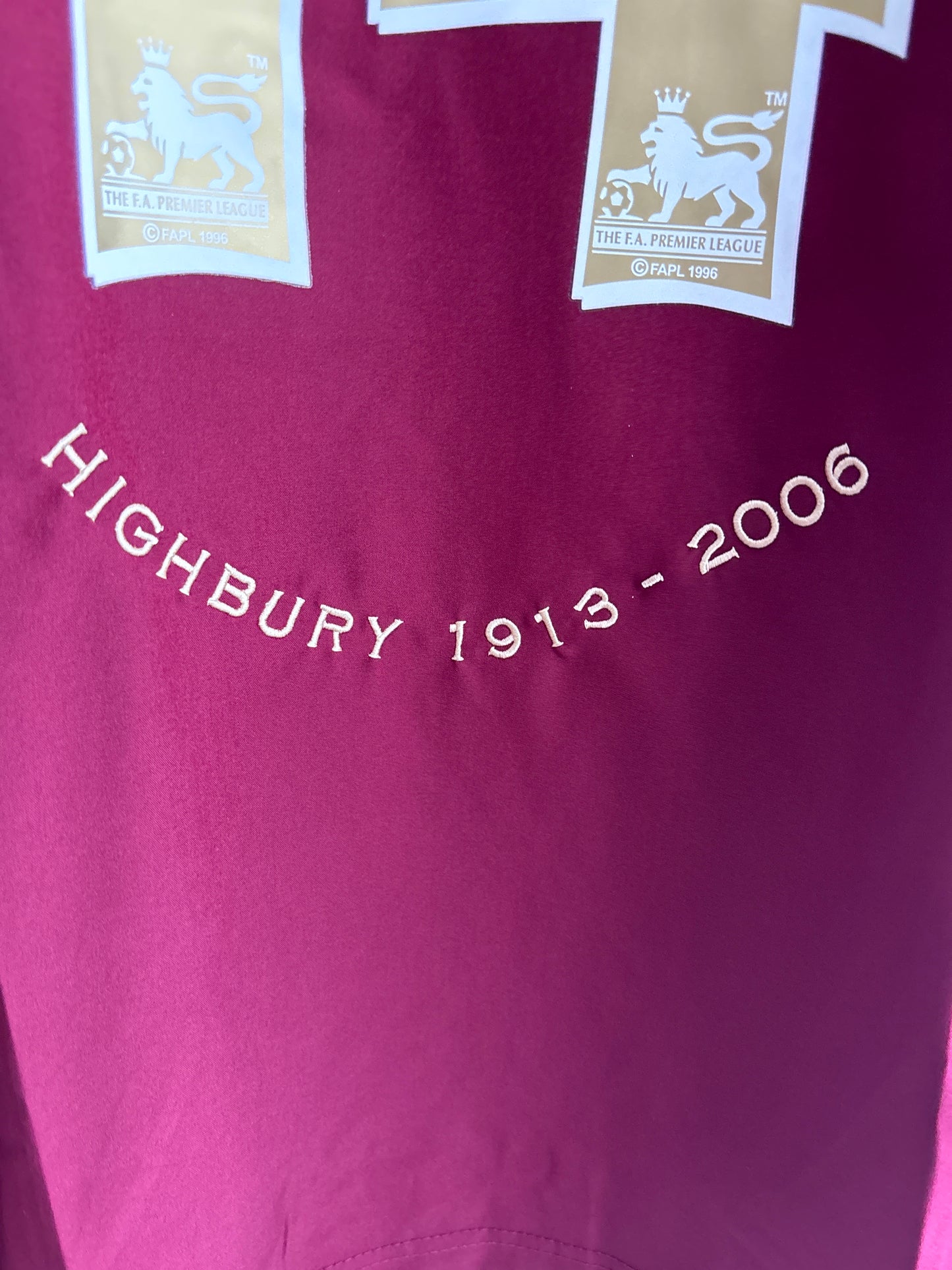 Arsenal 05/06 Home Shirt