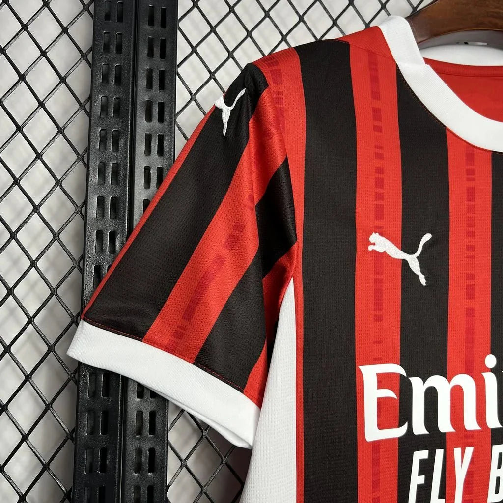 AC Milan 24/25 Home Shirt