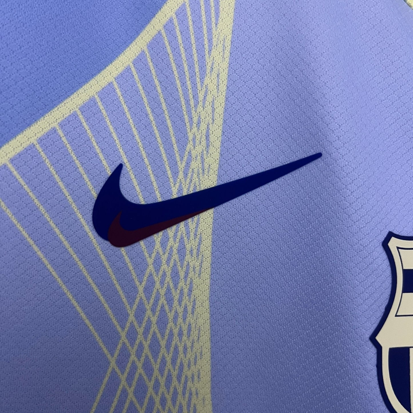 FC Barcelona "Voltage" Premium Kit