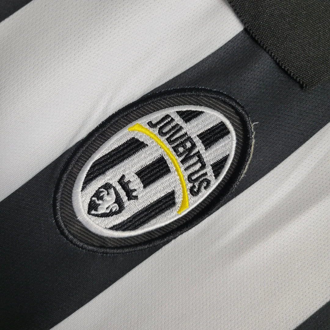 Juventus 14/15 Home Shirt