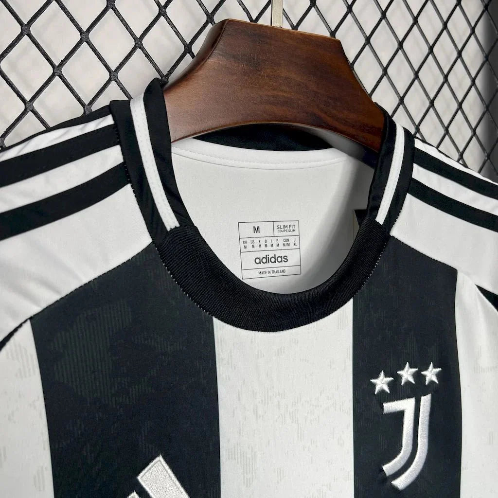 Juventus 24/25 Home Shirt