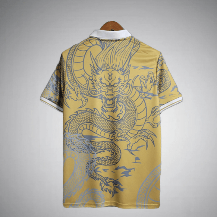 Real Madrid "Dragón Dorado" Premium Kit