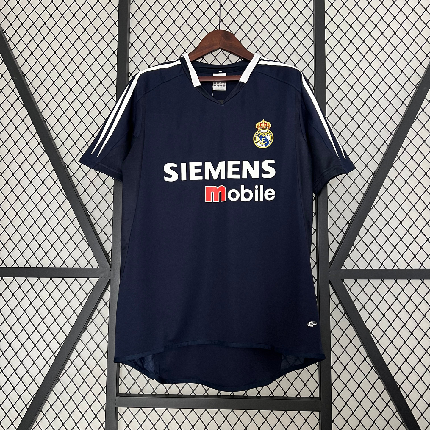 Real Madrid Retro 08/09 Third away (Fan)