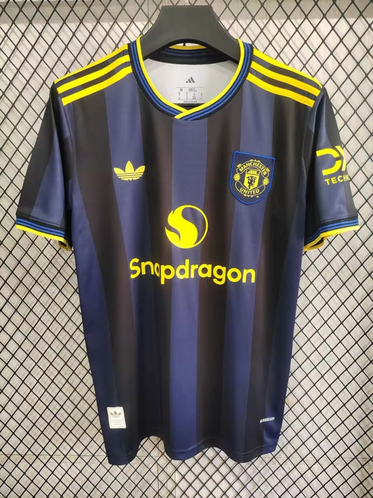 Manchester United 25/26 Away shirt