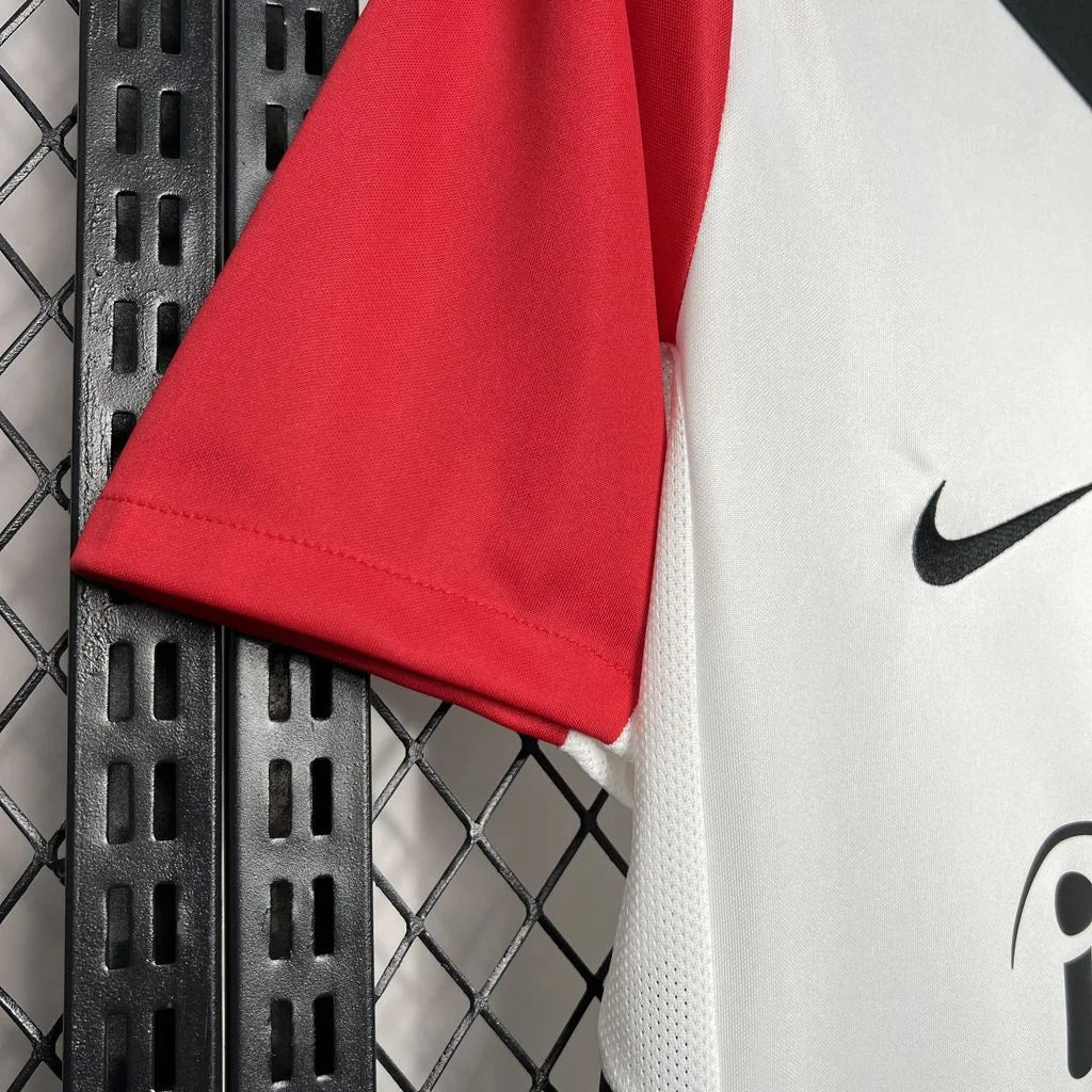 Frankfurt 24/25 Home Shirt